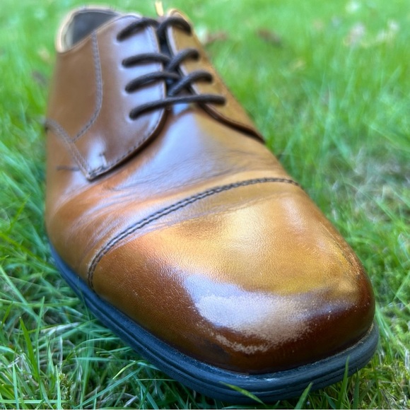 Florsheim Boy Cap Toe Leather Oxfords Big Boy Size 4 Memory Foam Lace Up Comfort - Picture 7 of 10